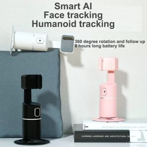 Self tracking video vlogger